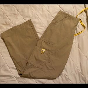 Wonderwink scrub pants!